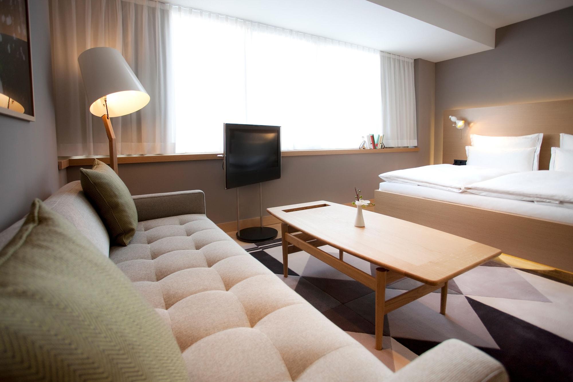 The Guesthouse Wien Exteriör bild A room at the hotel