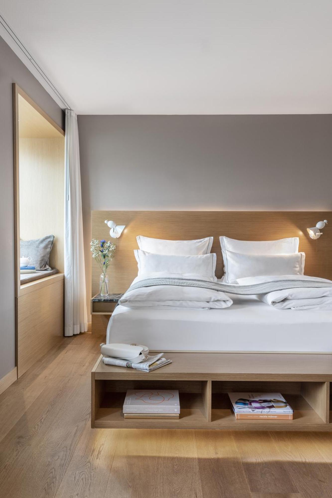 The Guesthouse Wien Exteriör bild A bedroom at the hotel