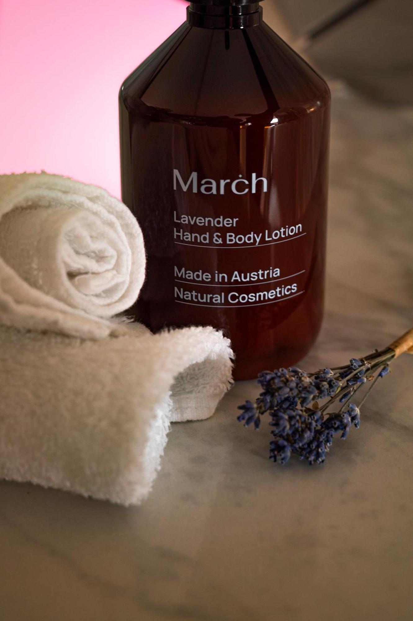 The Guesthouse Wien Exteriör bild March Natural Cosmetics